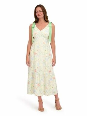 Sleeveless Pale Green Floral Maxi Dress with Tie Straps